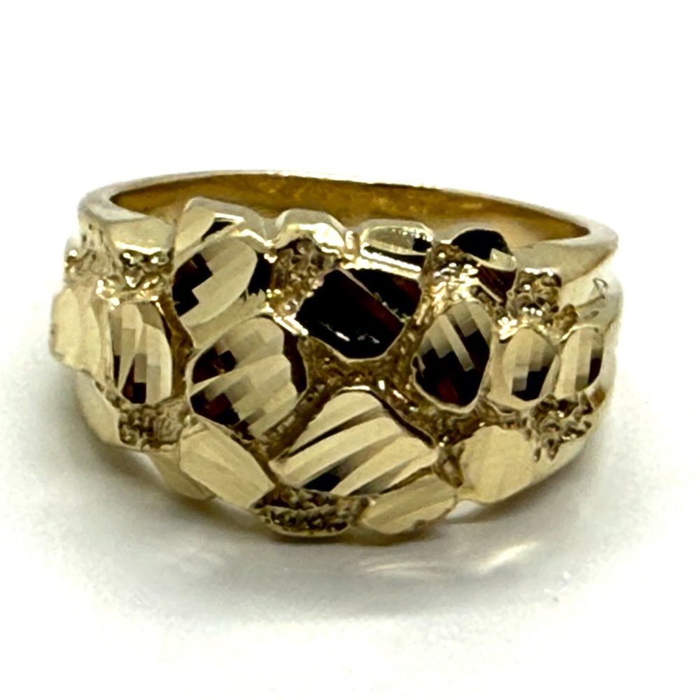14k Solid Gold Nice Men Nugget Ring Size:  9 Grams : 7.5